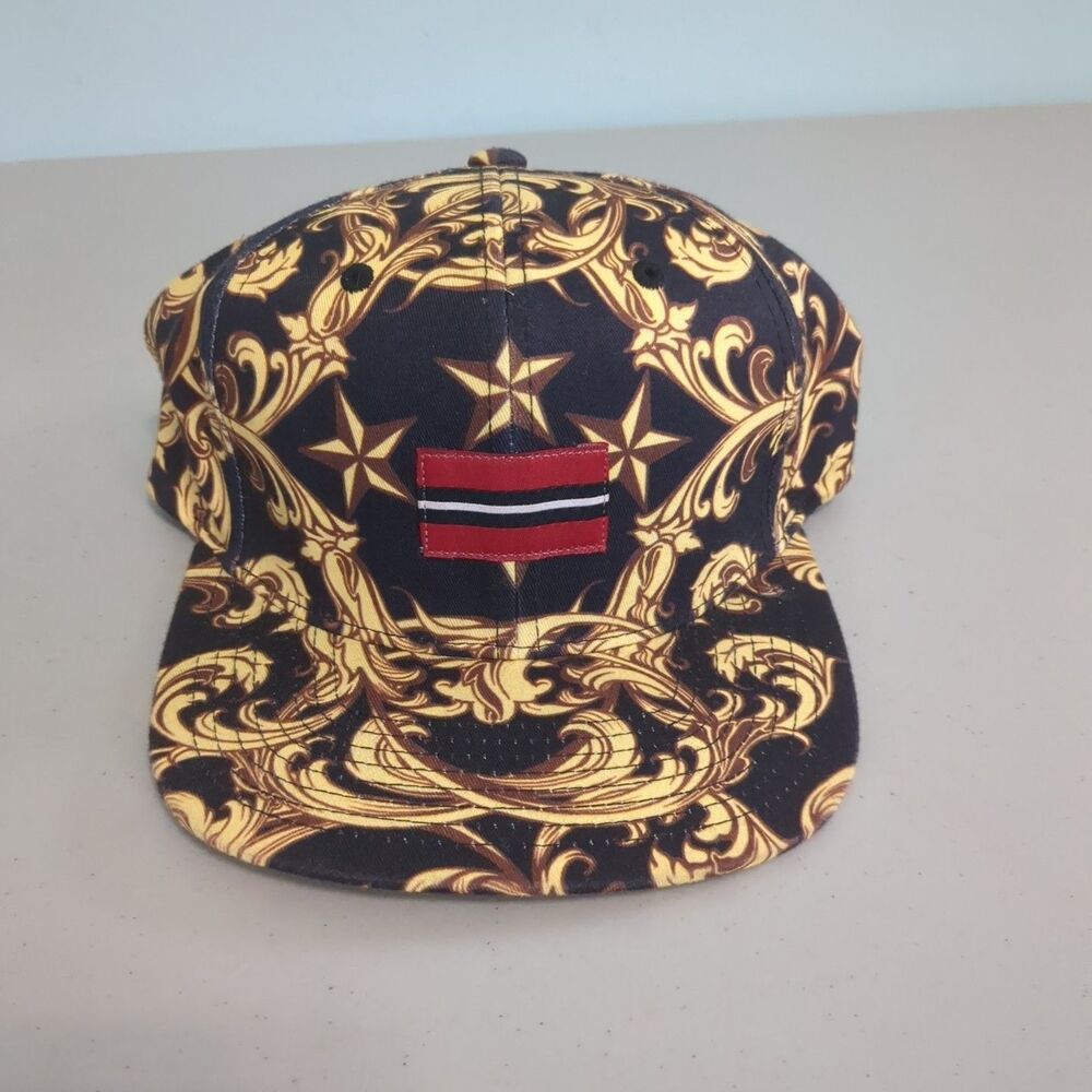 Play cloths mens 100% authentic adjustable one size strapback Multicolor